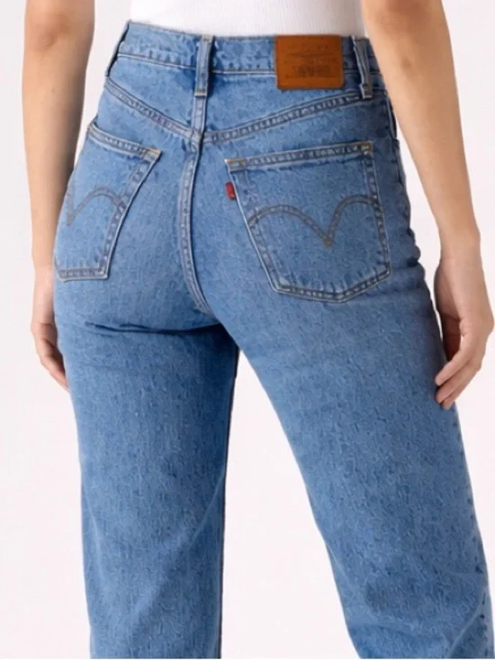 Levi’s Premium Ribcage Straight Jeans Size 28 Viral Trending Spring - Picture 3 of 12